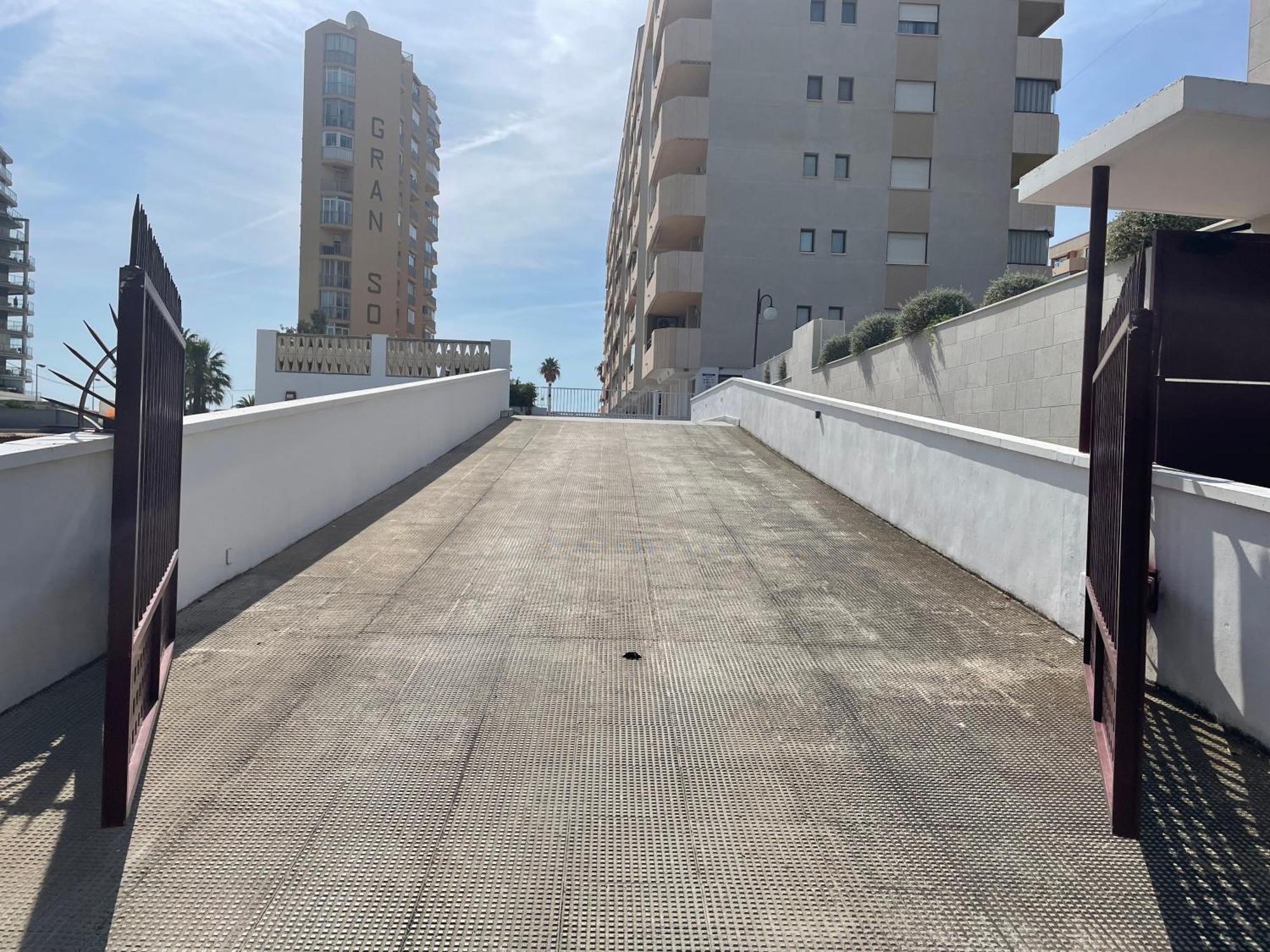 Eerstelijns Appartement Vive Cada Momento Zeezicht En Pal Aan De Boulevard En Strand Calpe, Toplocatie Buitenkant foto
